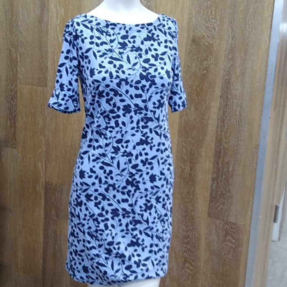 Dress - Picture 3 of 4